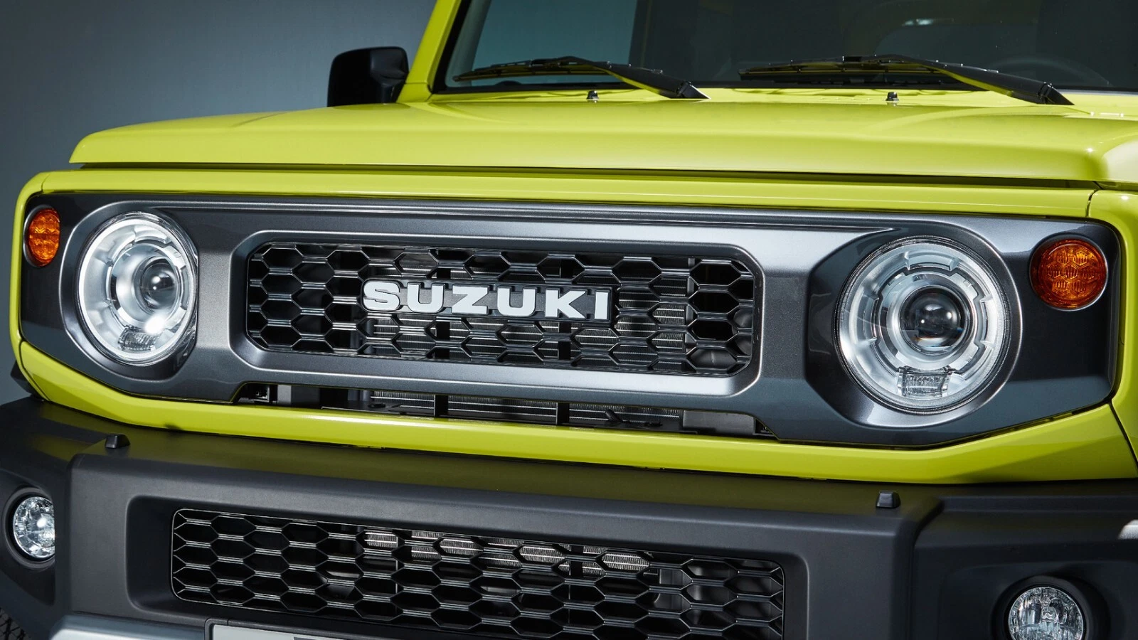 PARILLA FRONT LETRAS SZK NEW JIMNY — imagen 2