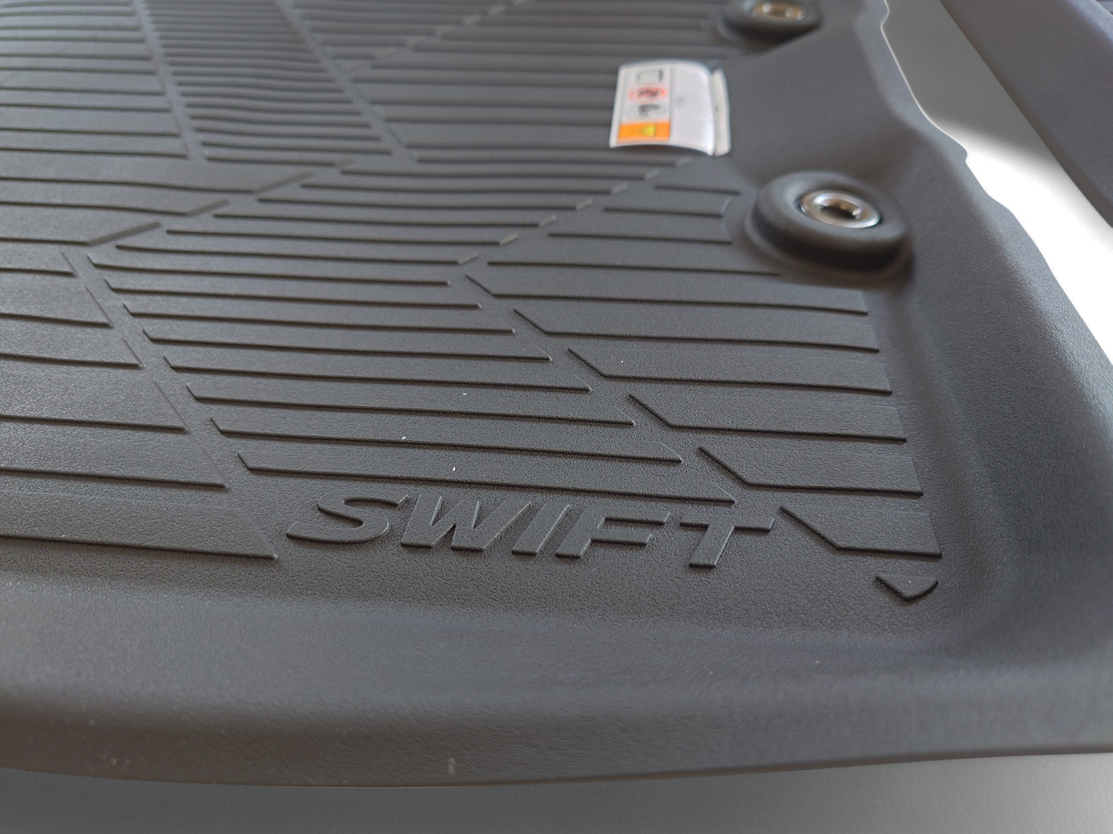 PISOS DE GOMA SUZUKI SWIFT — imagen 4